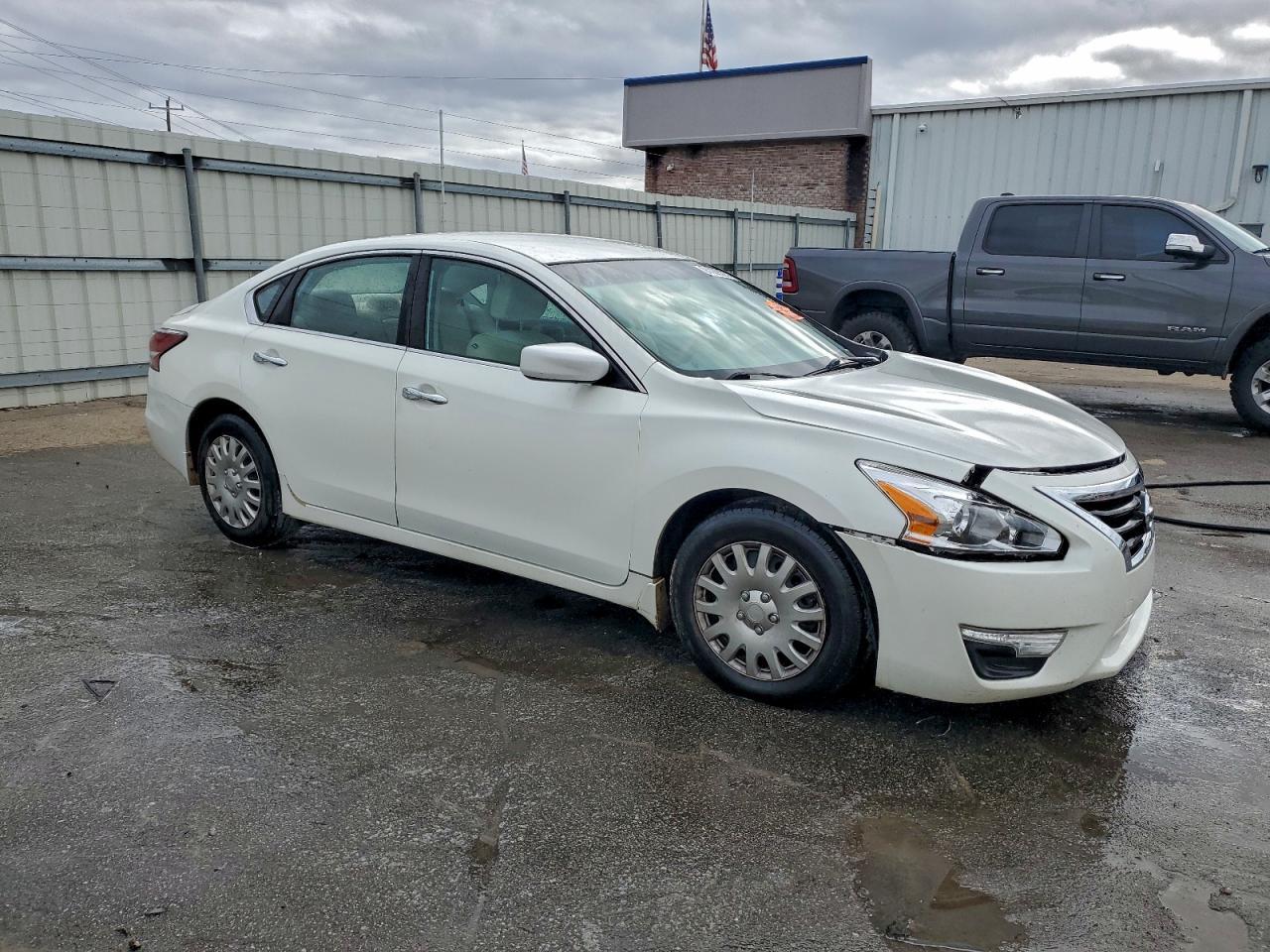 2014 Nissan Altima 2.5 - Фото 4