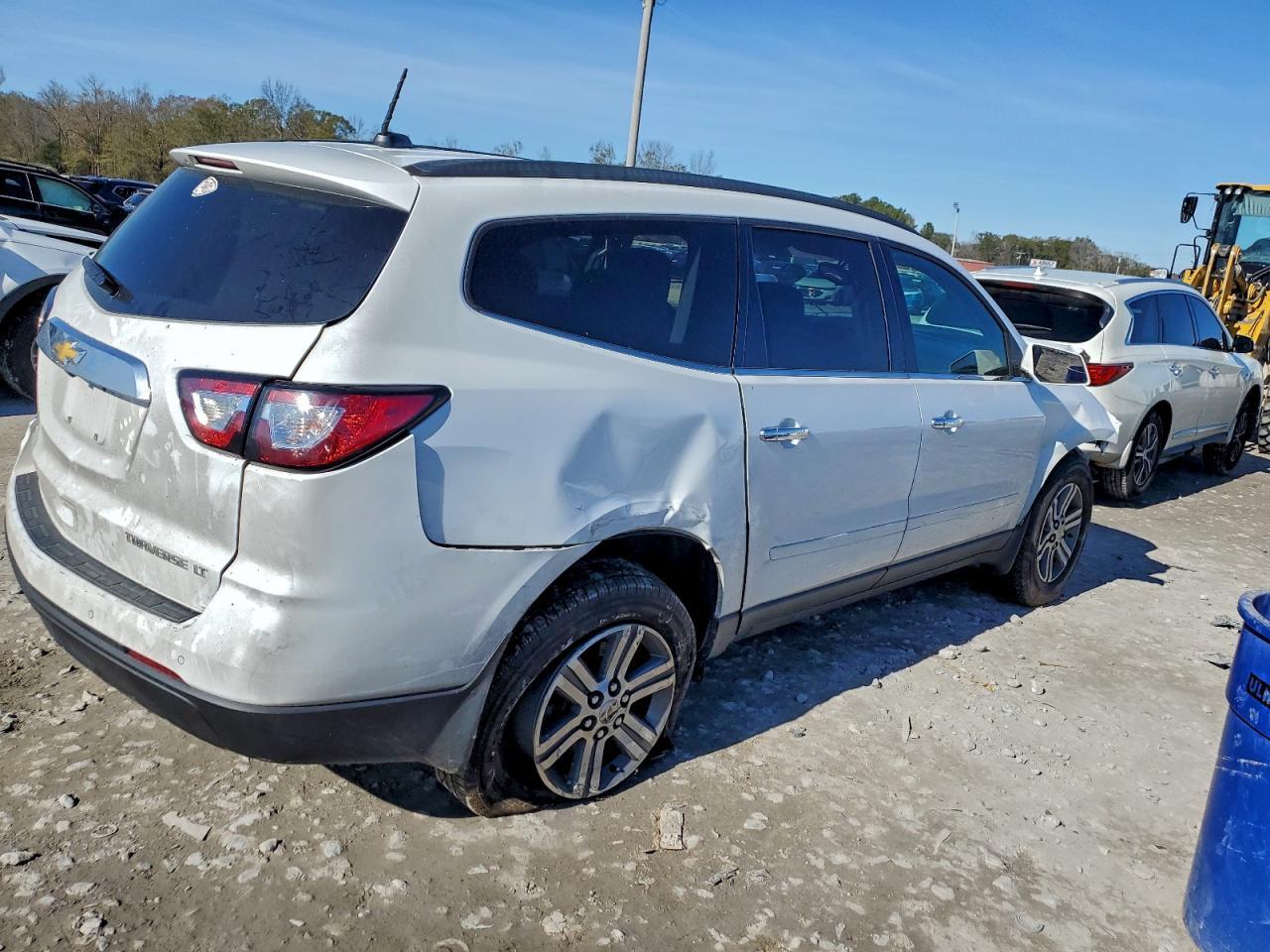 2016 Chevrolet Traverse Lt - Фото 3