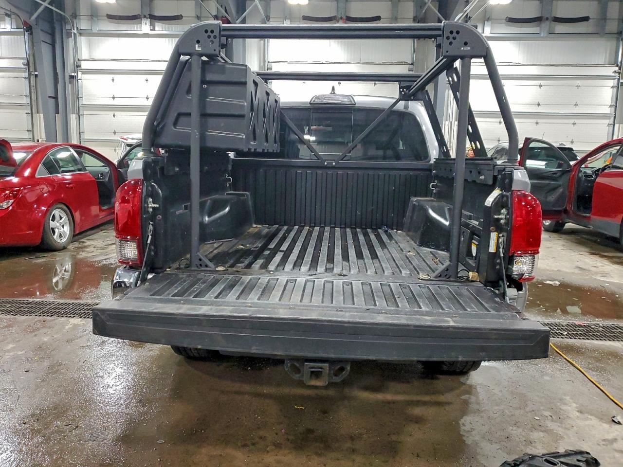 2019 Toyota Tacoma Double Cab - Image 6