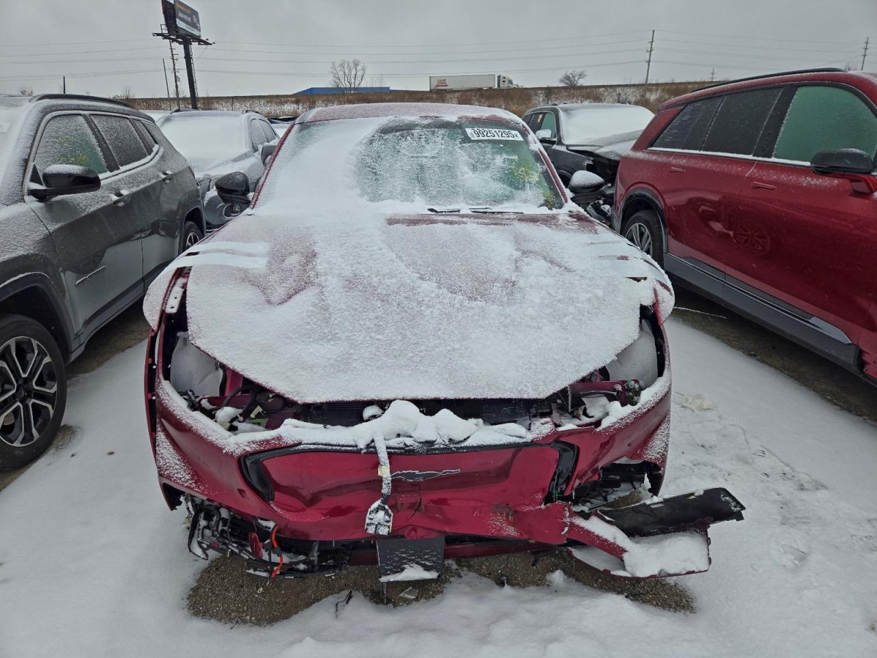 2025 Ford Mustang Mach-E Premium - Фото 5