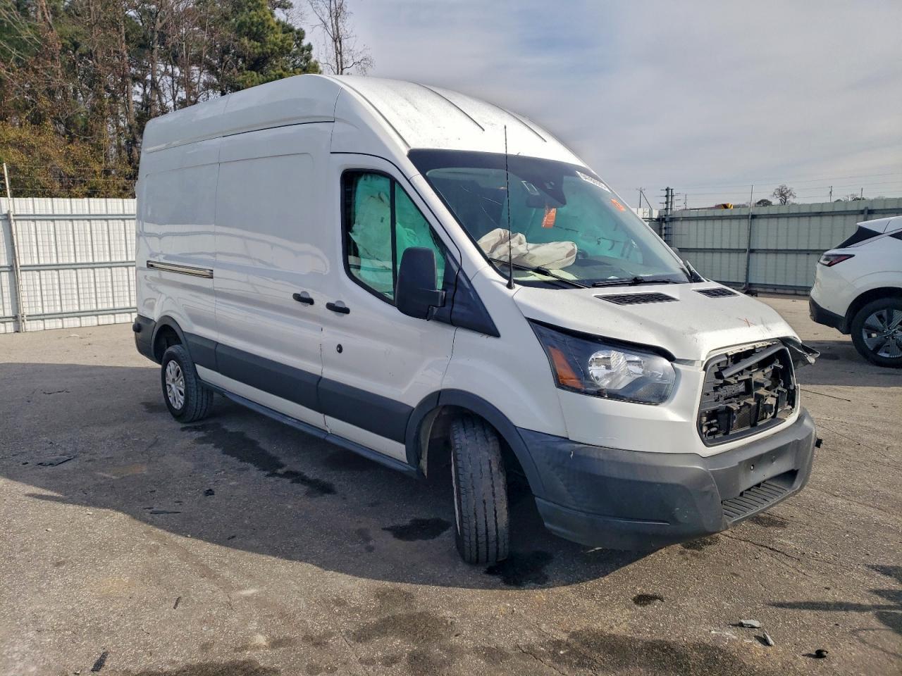 2018 Ford Transit T-250 - Фото 4