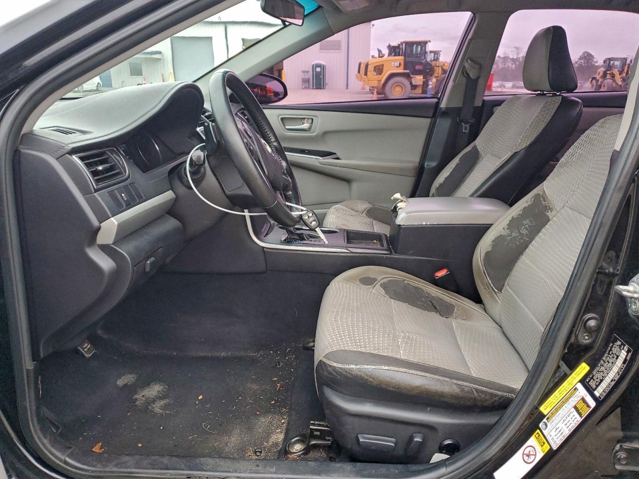 2015 Toyota Camry Le - Фото 7