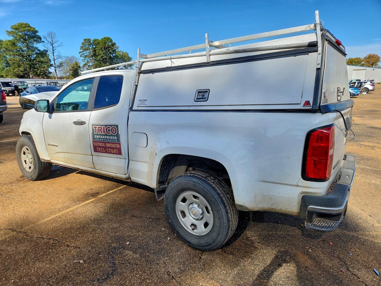 2016 Chevrolet Colorado - Image 2
