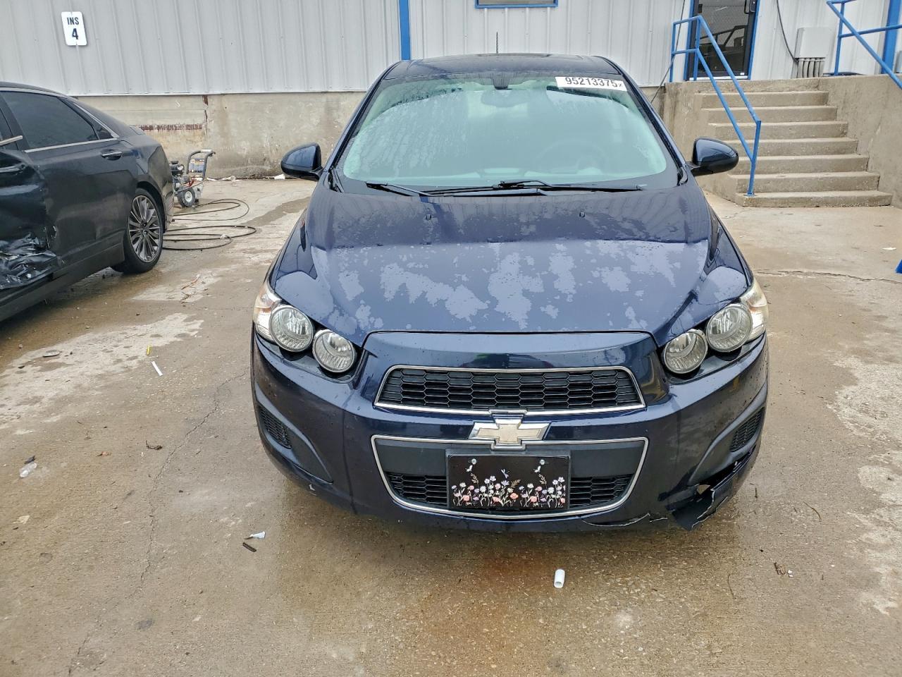 2016 Chevrolet Sonic Lt - Image 5