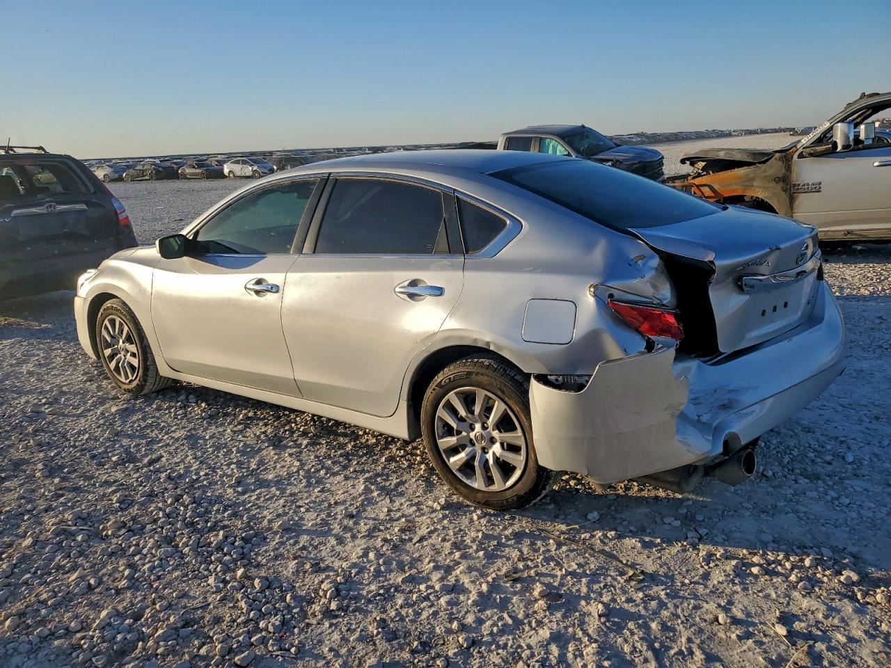 2014 Nissan Altima 2.5 - Фото 2