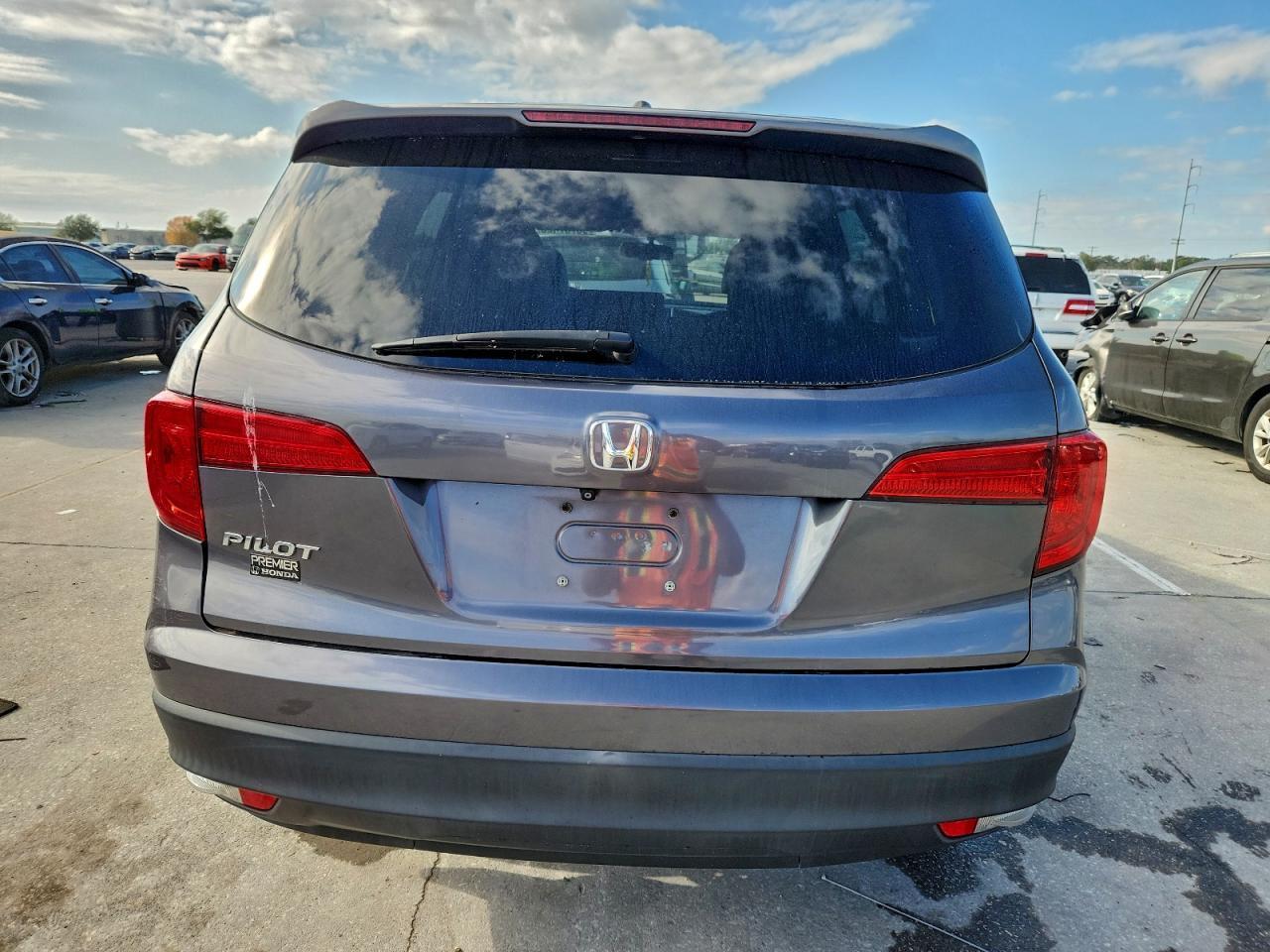 2017 Honda Pilot Exl - Image 6
