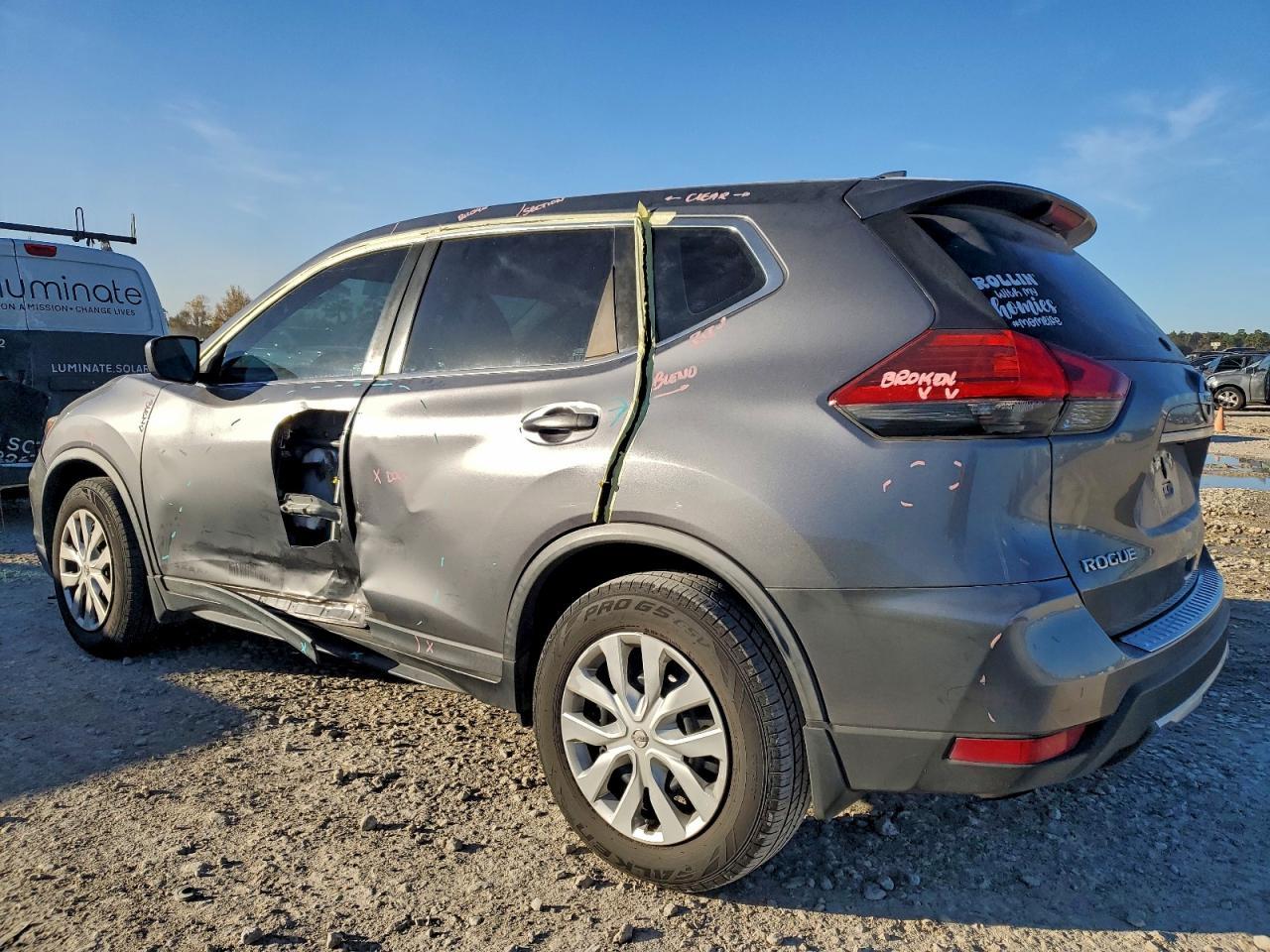 2017 Nissan Rogue S - Image 2