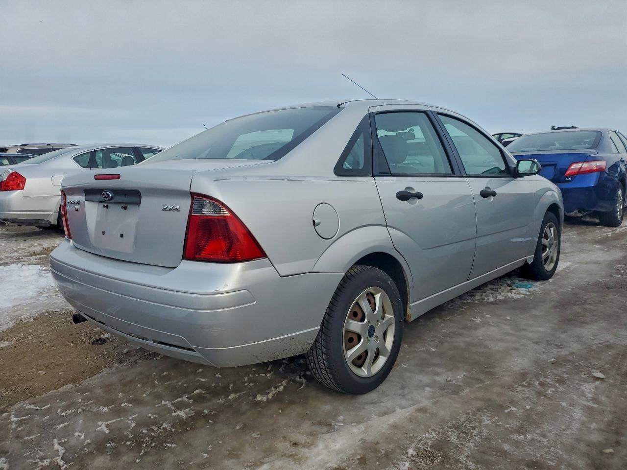 2005 Ford Focus Zx4 - Image 3