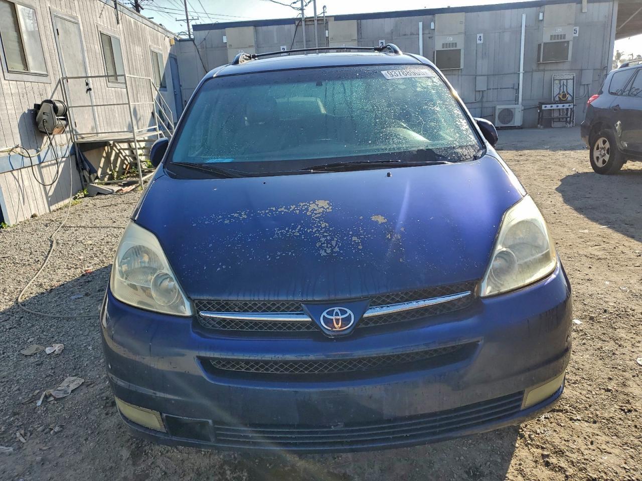 2005 Toyota Sienna Xle - Image 5