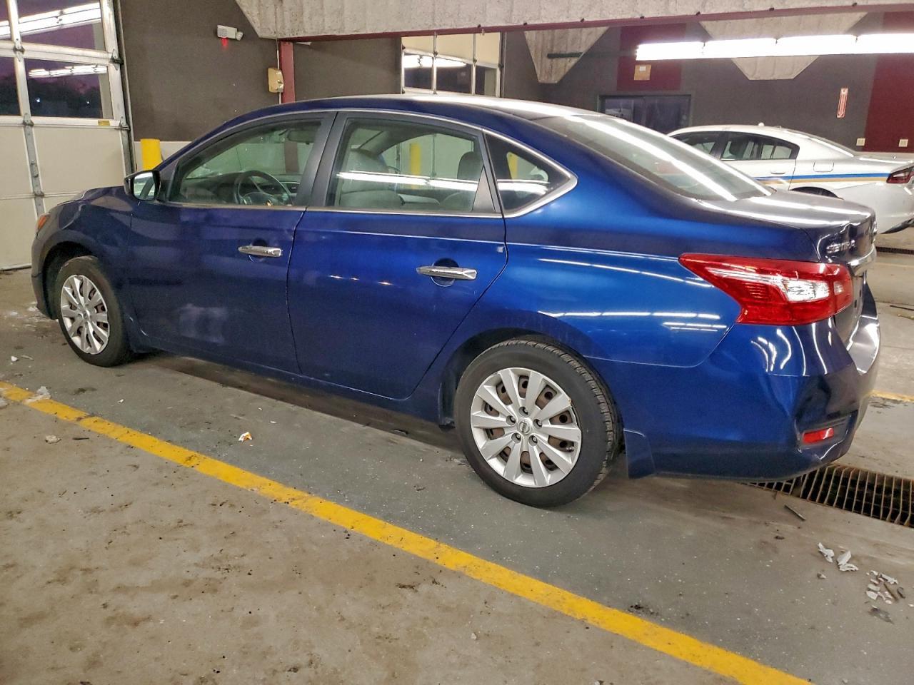 2016 Nissan Sentra S - Image 2
