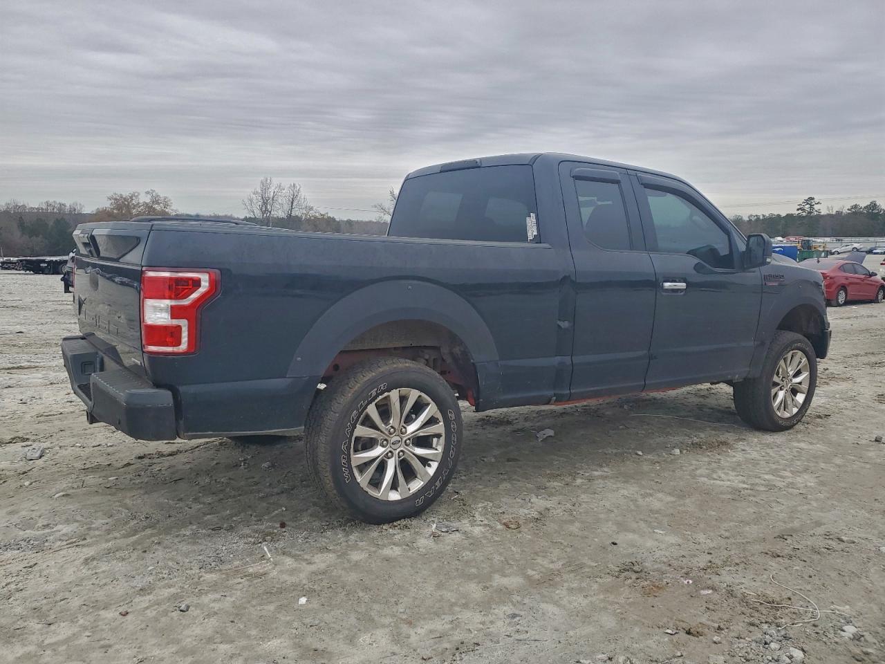 2018 Ford F150 Super Cab - Фото 3