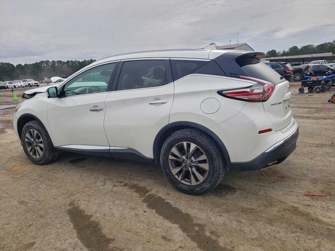2018 Nissan Murano S - Image 2