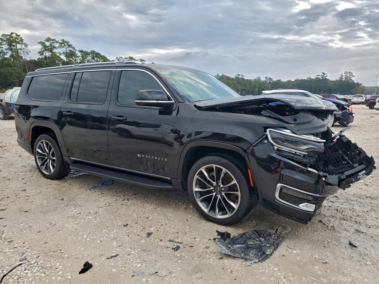 2024 Jeep Wagoneer L Series Ii - Image 4