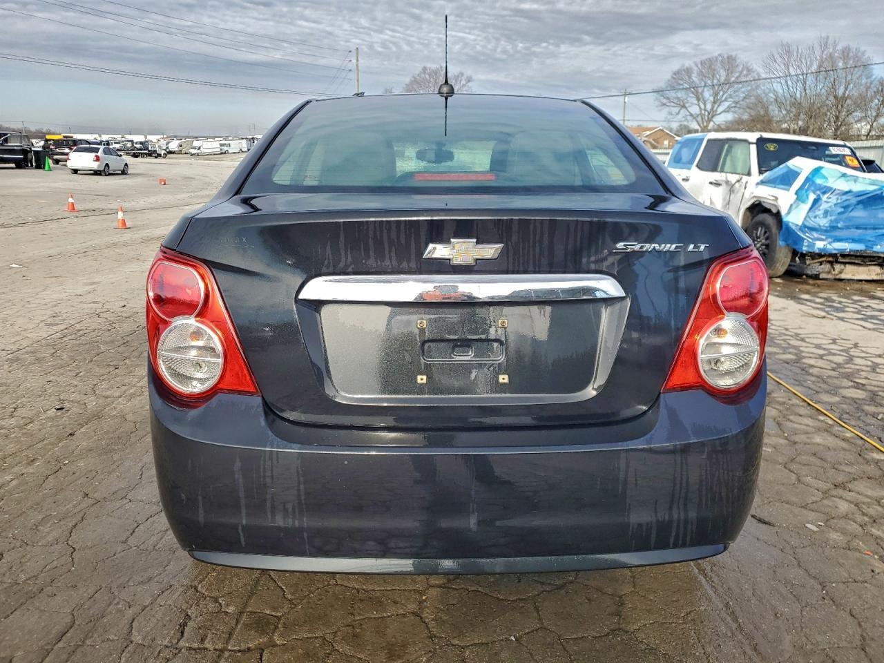 2015 Chevrolet Sonic Lt - Фото 6