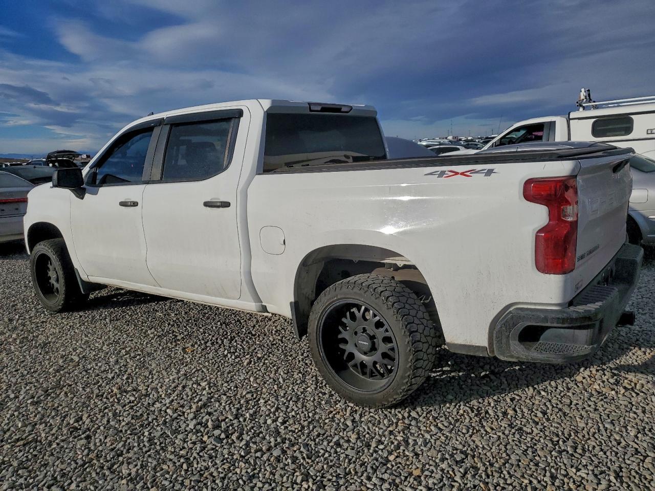 2020 Chevrolet Silverado K1500 - Image 2