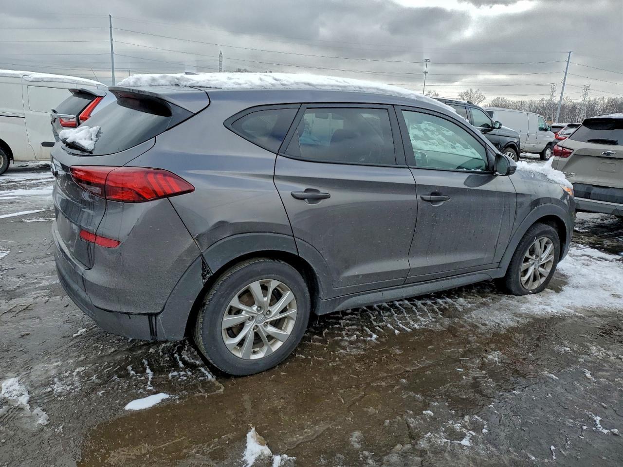 2020 Hyundai Tucson Se - Image 3