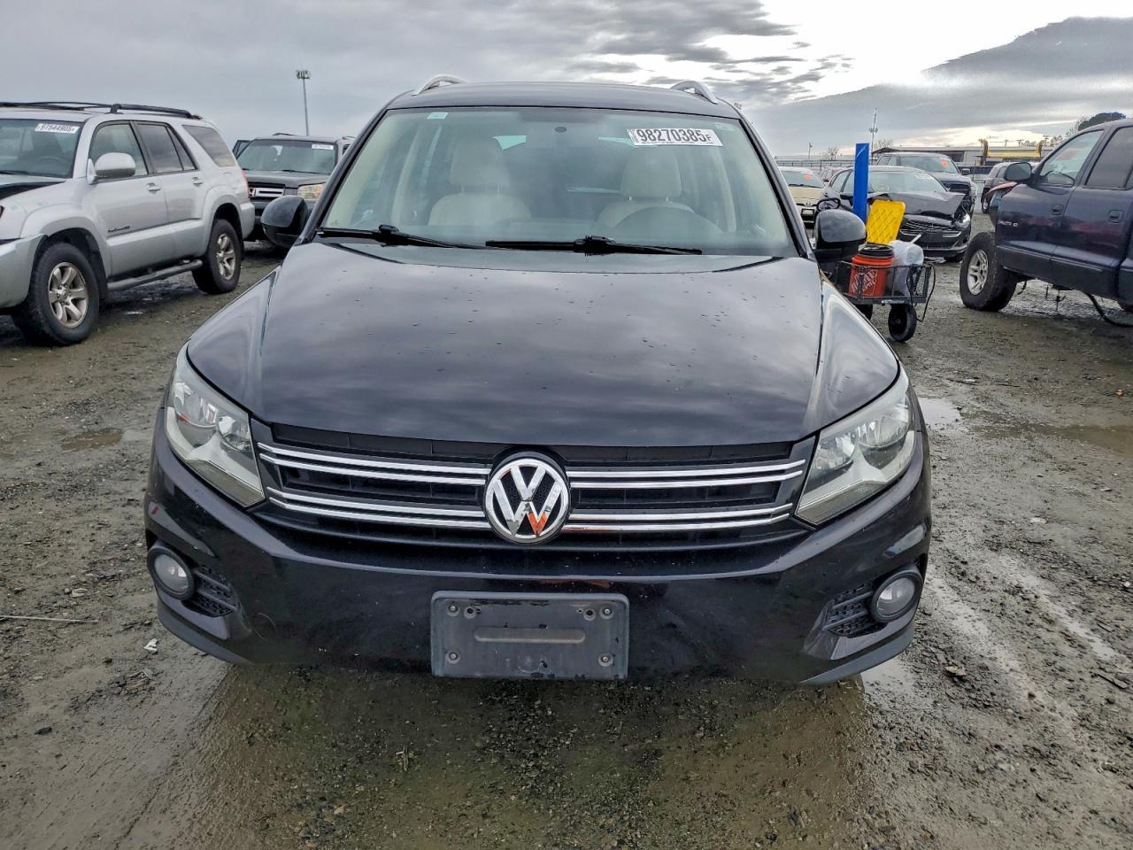 2014 Volkswagen Tiguan S - Image 5