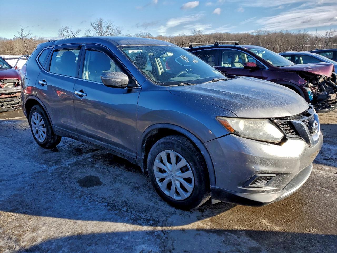 2015 Nissan Rogue S - Image 4