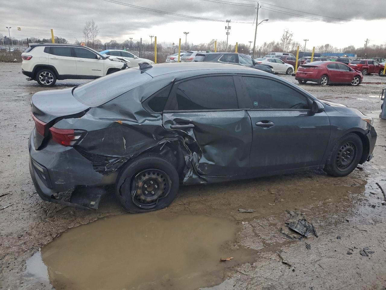 2021 Kia Forte Fe - Фото 3