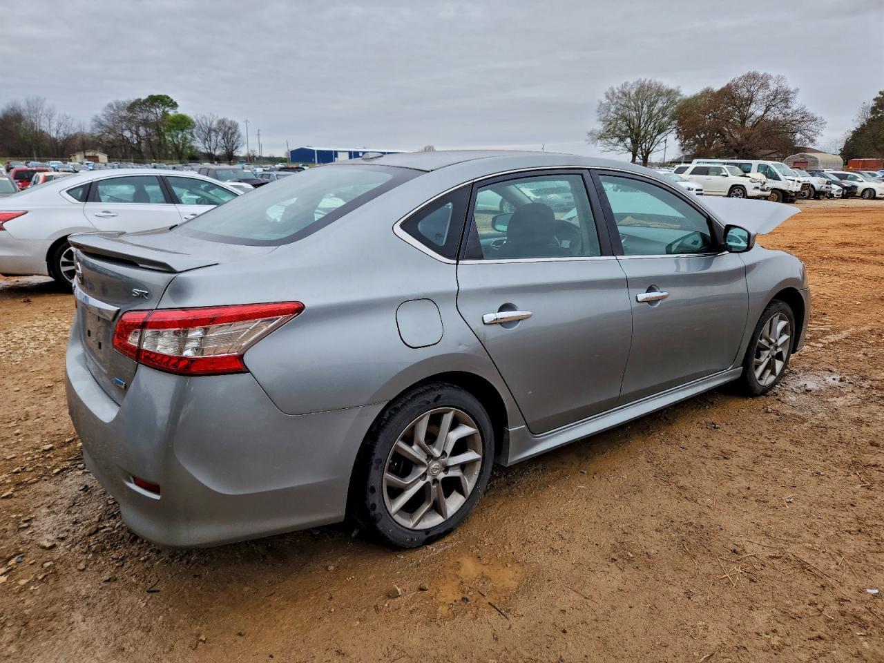 2013 Nissan Sentra S - Фото 3
