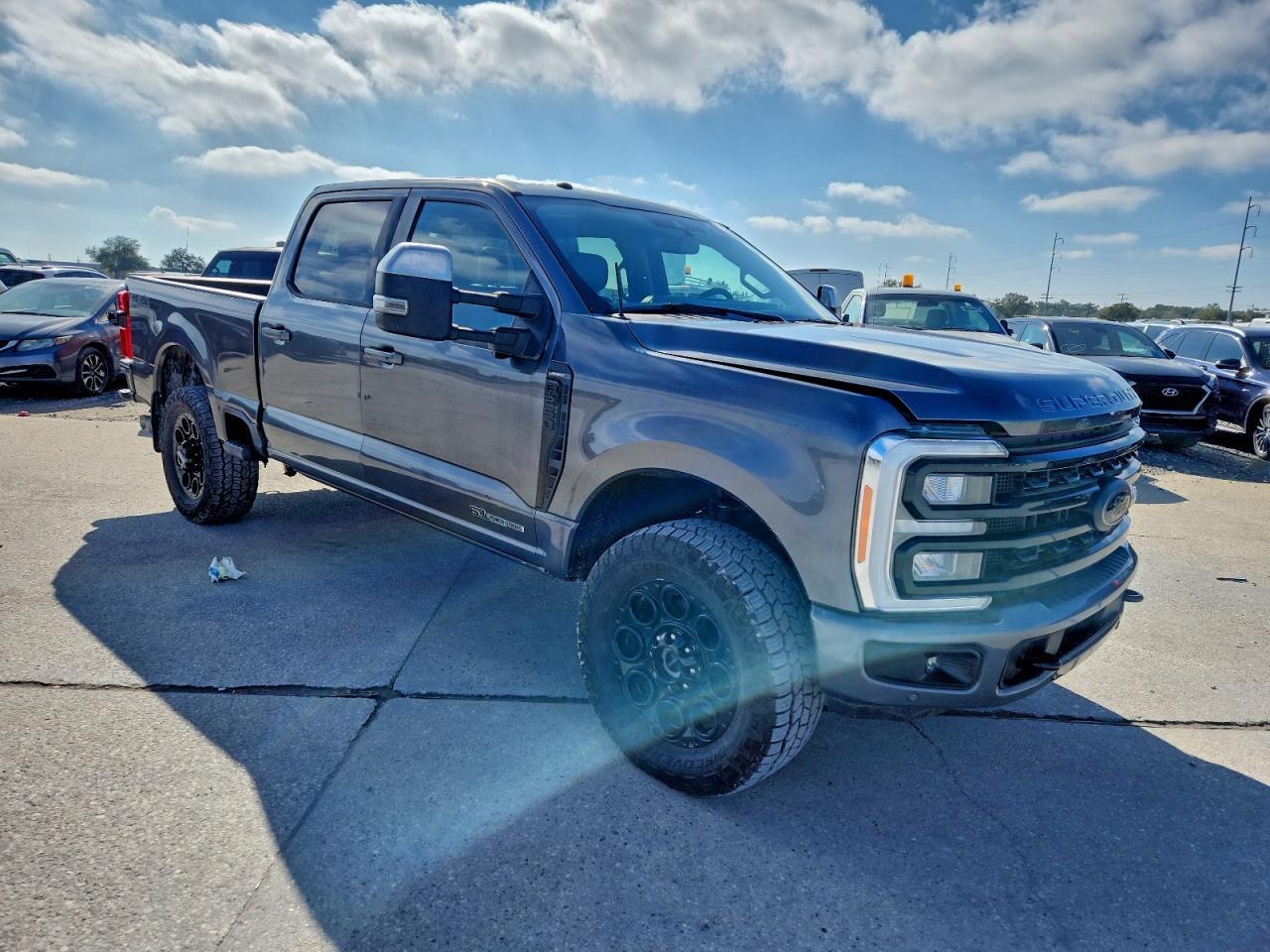 2024 Ford F250 Super - Image 4