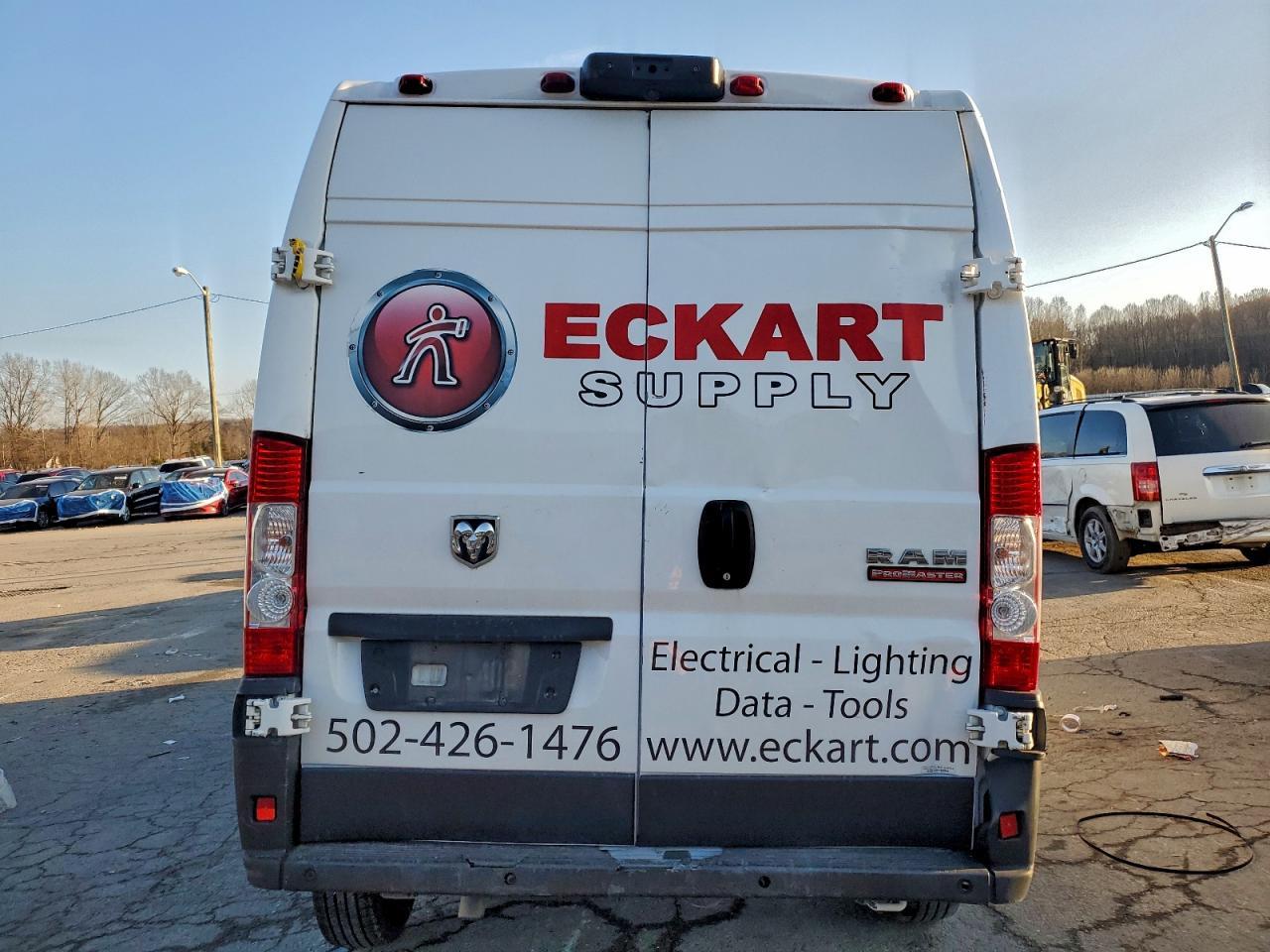 2020 Ram Promaster 2500 Delivery Van - Фото 6