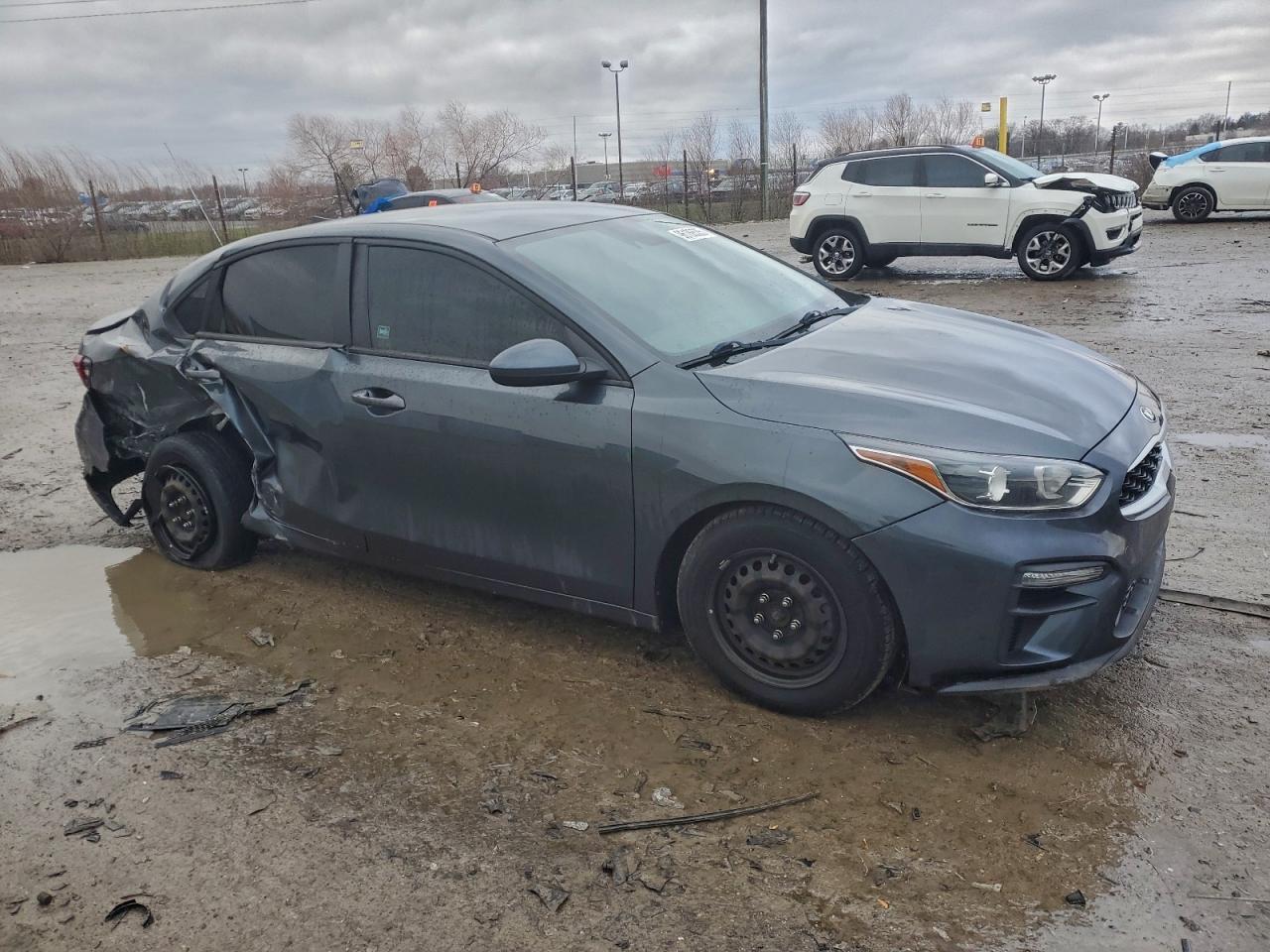 2021 Kia Forte Fe - Фото 4