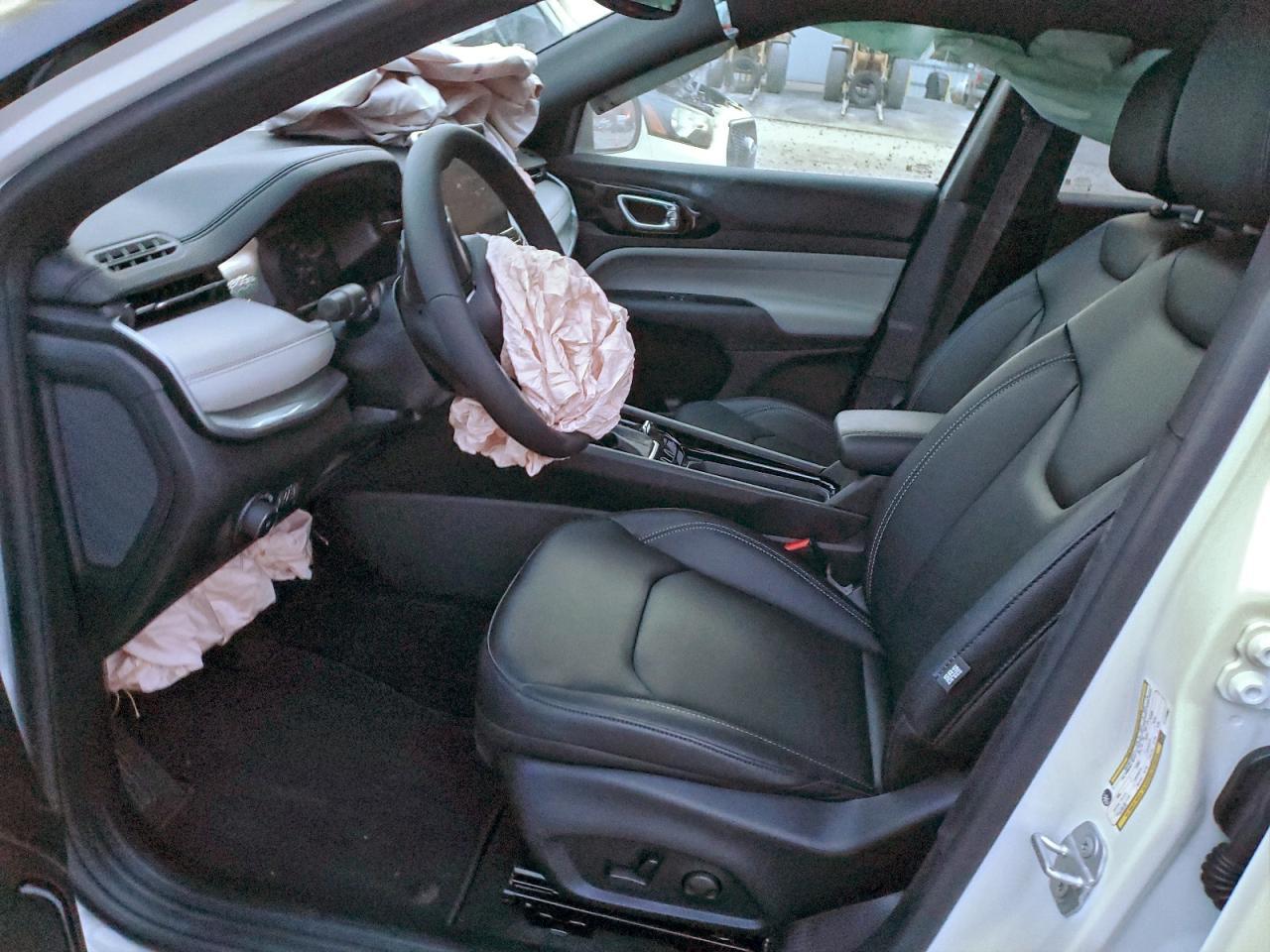 2026 Jeep Compass Limited - Фото 7