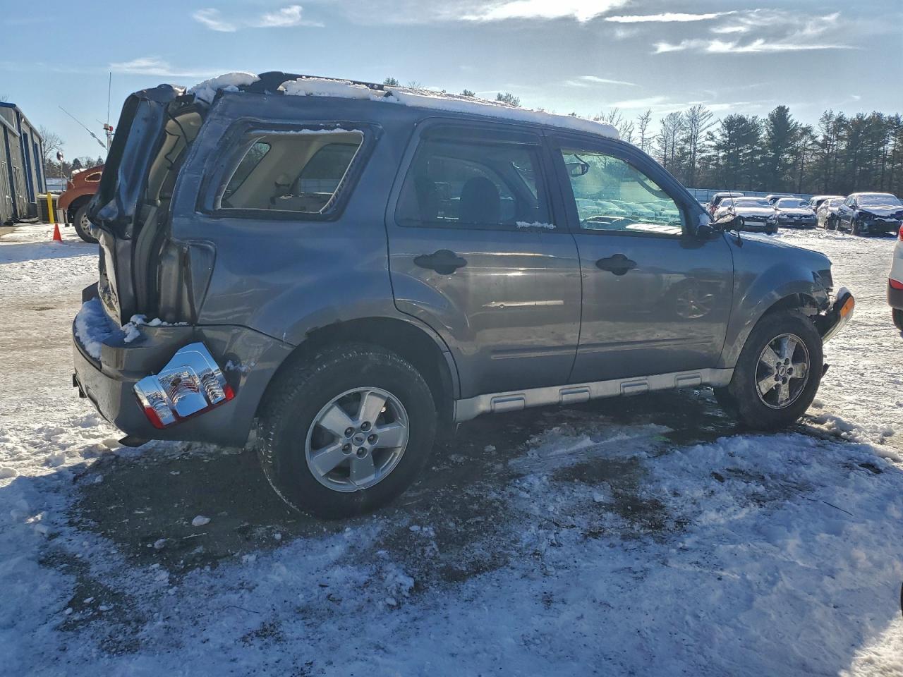 2011 Ford Escape Xlt - Фото 3