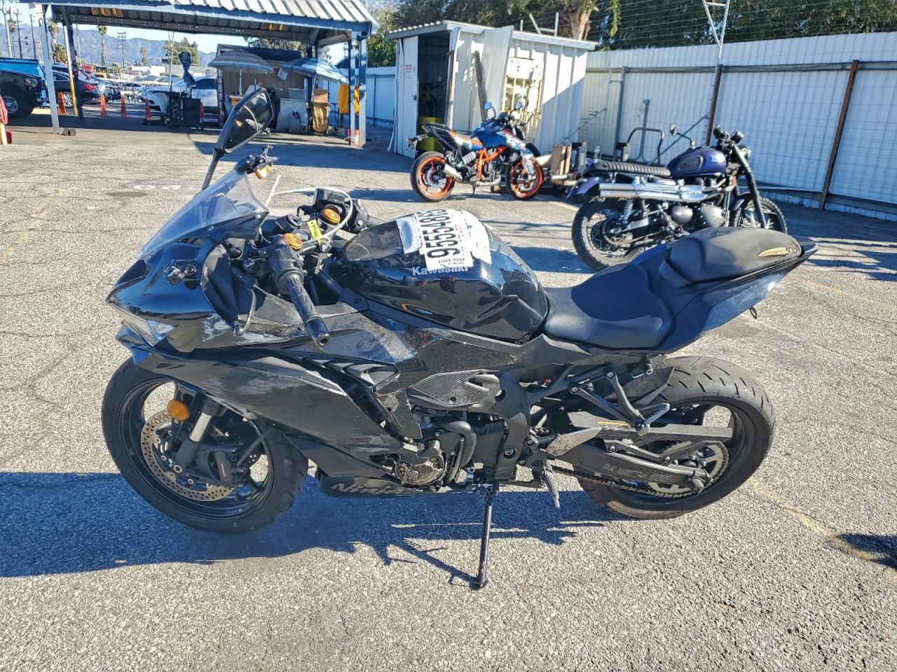 2025 Kawasaki Zx400 P - Фото 3