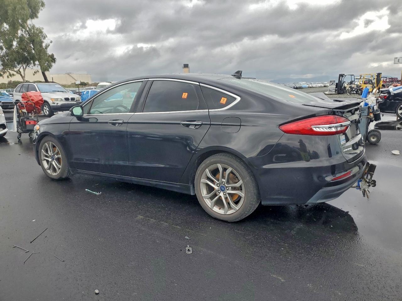 2020 Ford Fusion Titanium - Фото 2