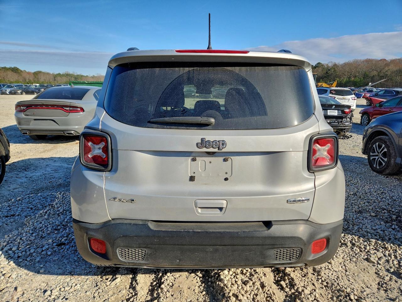2018 Jeep Renegade Latitude - Фото 6