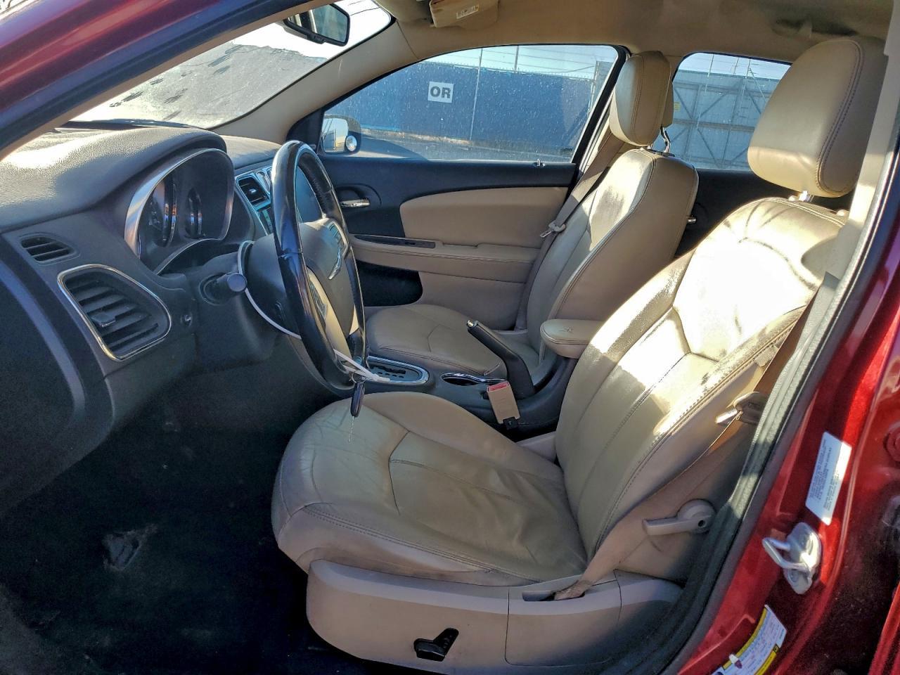 2011 Chrysler 200 Limited - Image 7