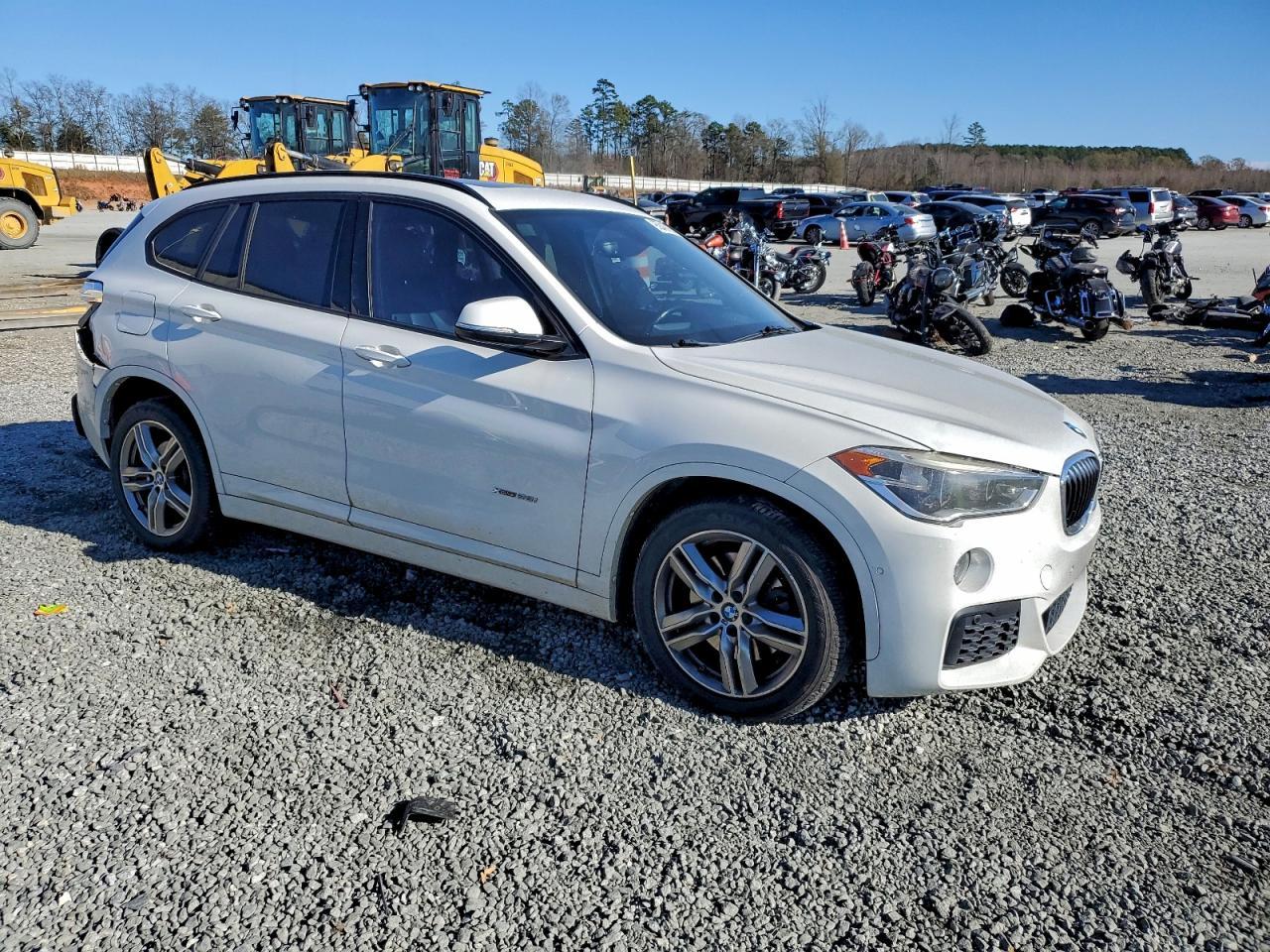 2016 BMW Motorrad X1 xDrive28I - Image 4