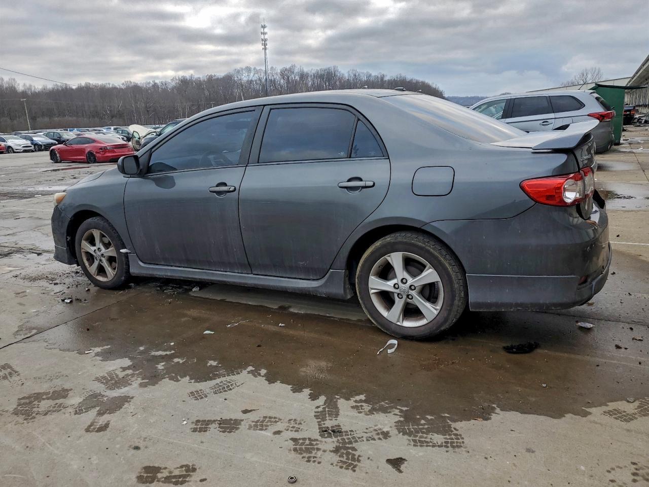 2012 Toyota Corolla - Фото 2