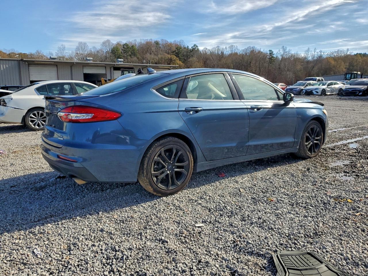 2019 Ford Fusion Se - Фото 3