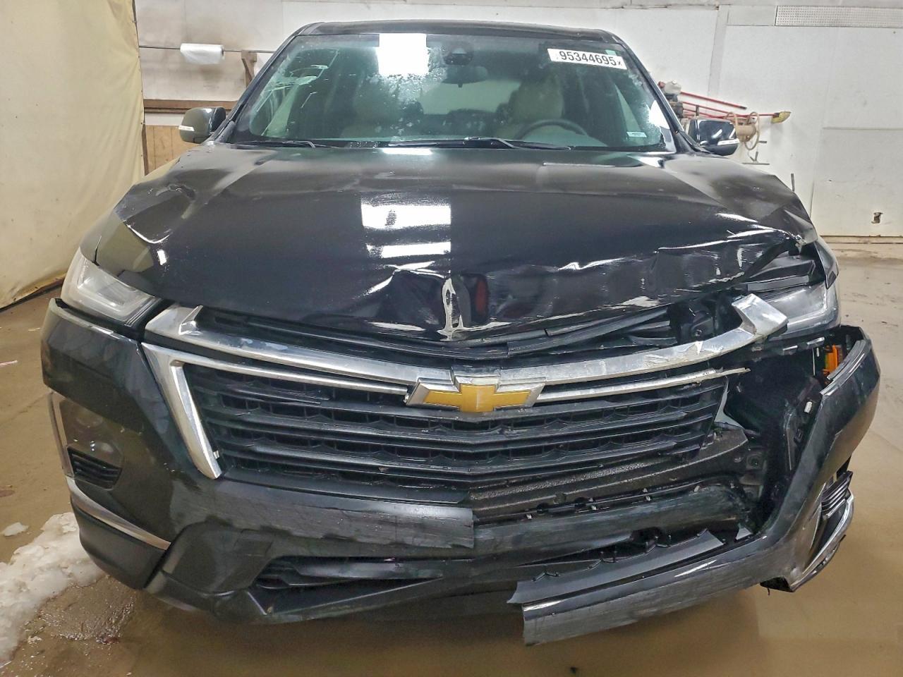 2023 Chevrolet Traverse Ls - Фото 5