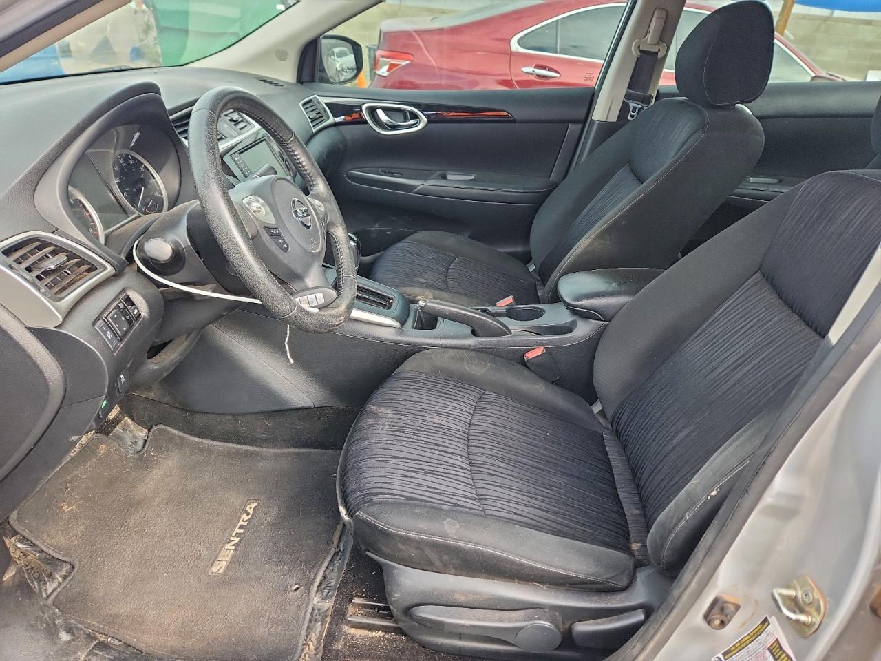 2019 Nissan Sentra S - Image 7