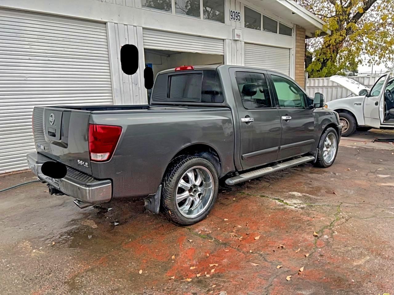 2005 Nissan Titan Xe - Image 4