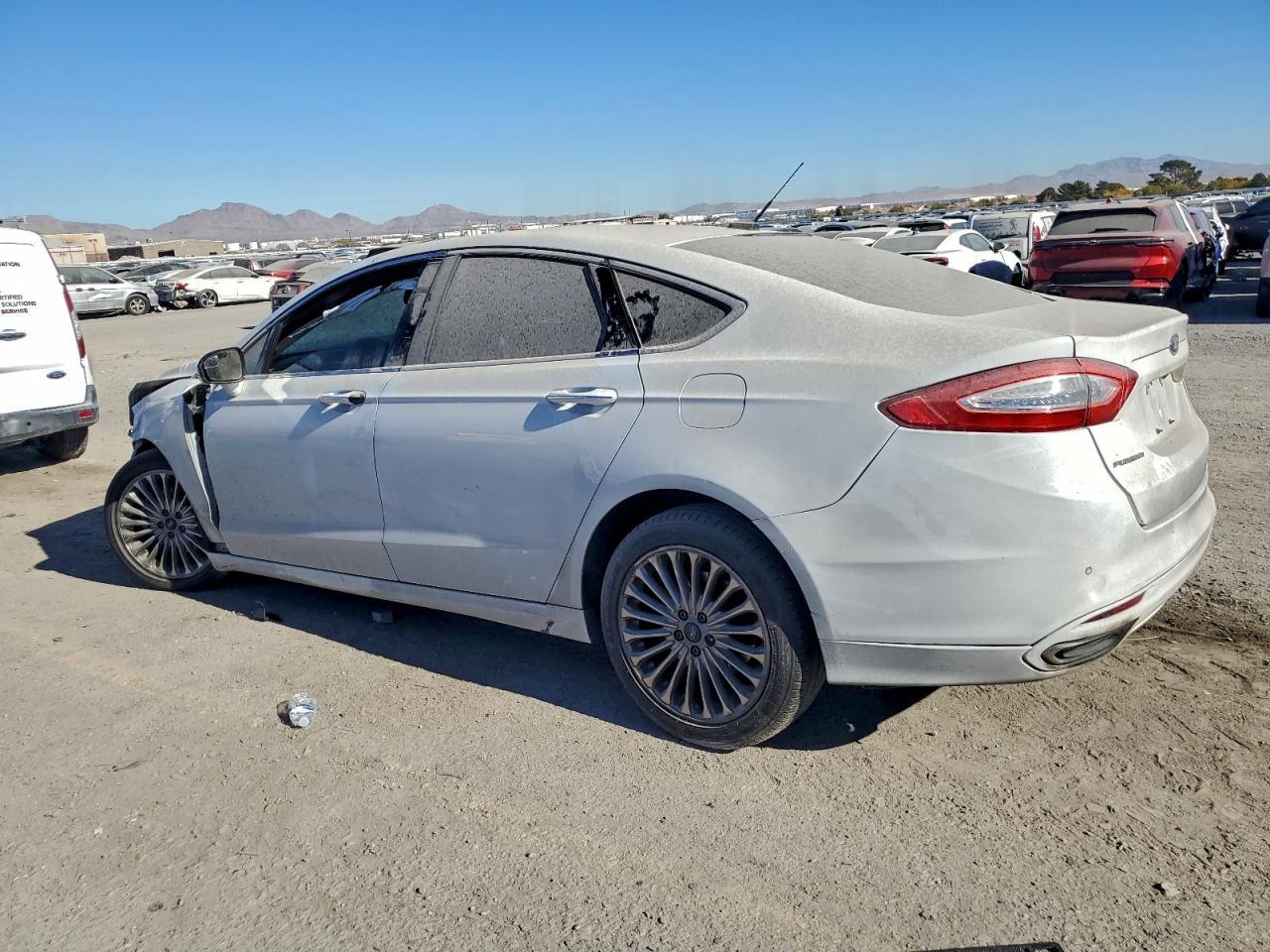 2014 Ford Fusion Titanium - Фото 2