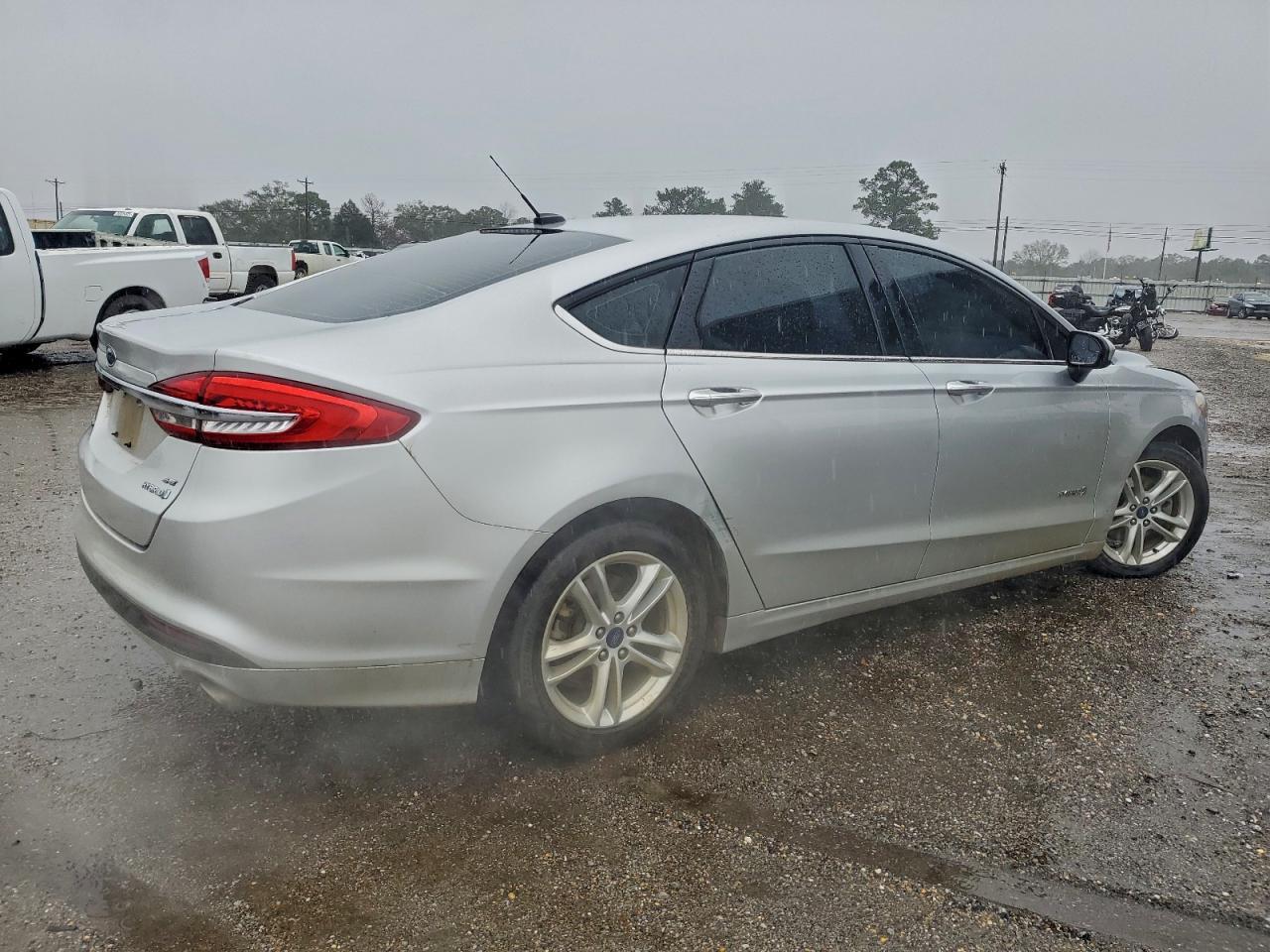 2018 Ford Fusion Se Hybrid - Фото 3
