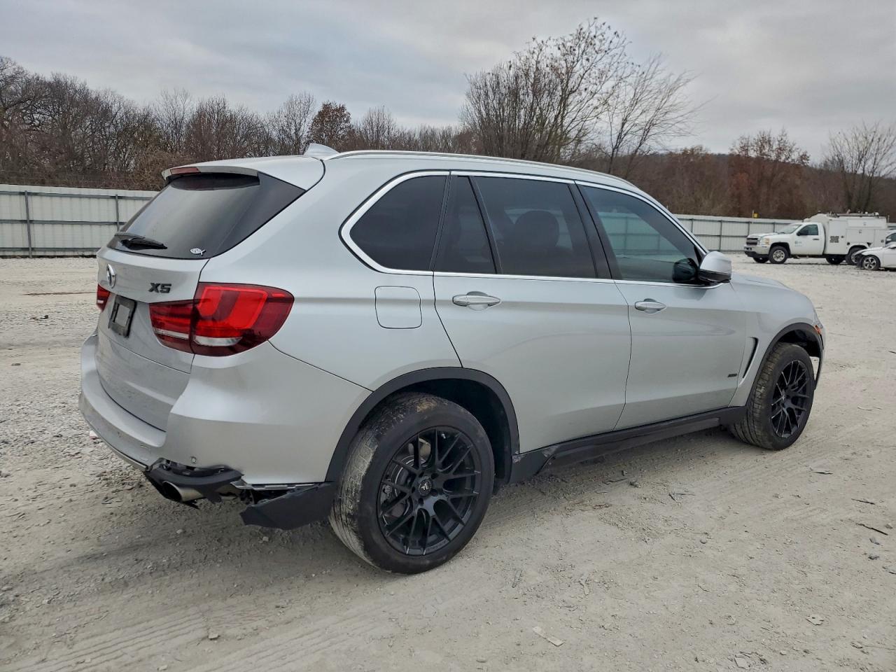 2017 BMW X5 xDrive35I - Фото 3