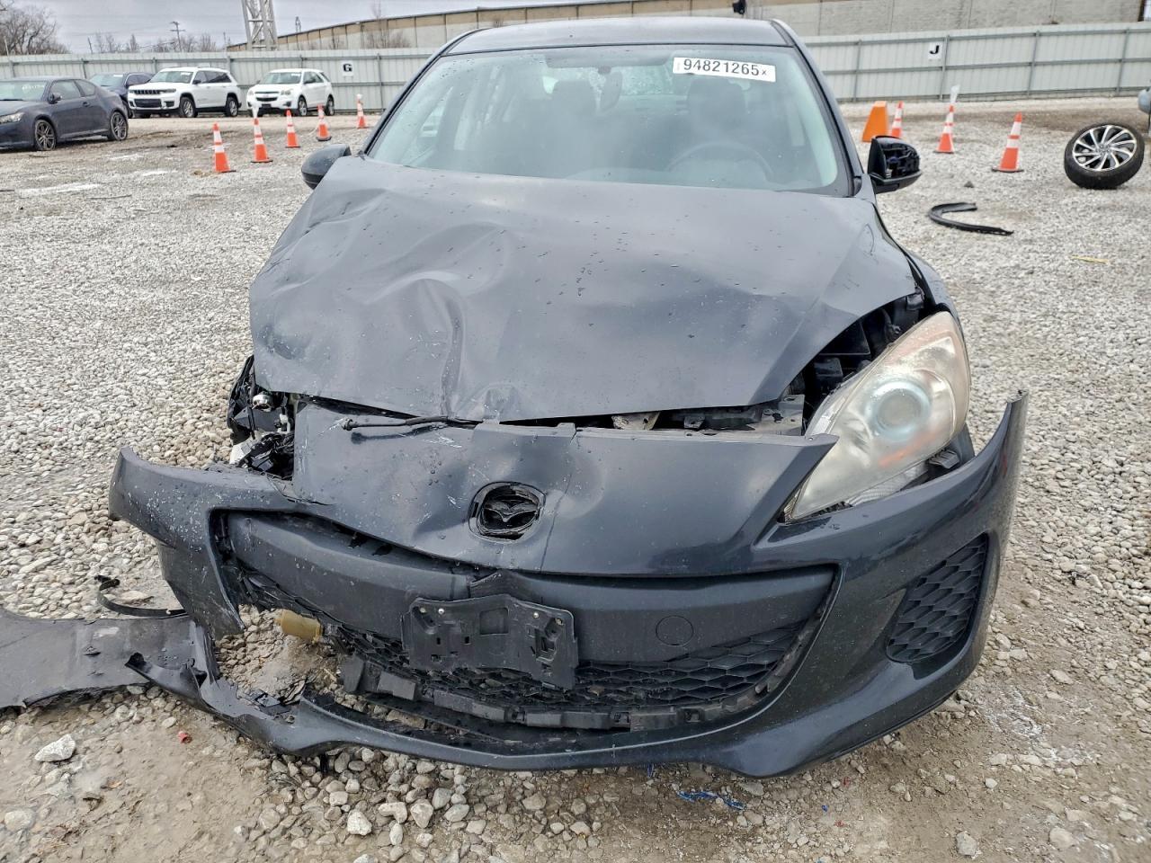 2013 Mazda 3 I - Image 5