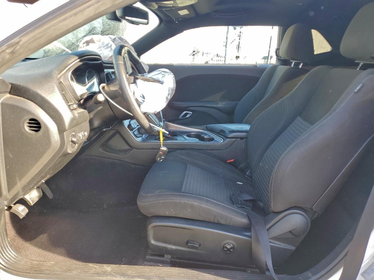 2016 Dodge Challenger Sxt - Image 7
