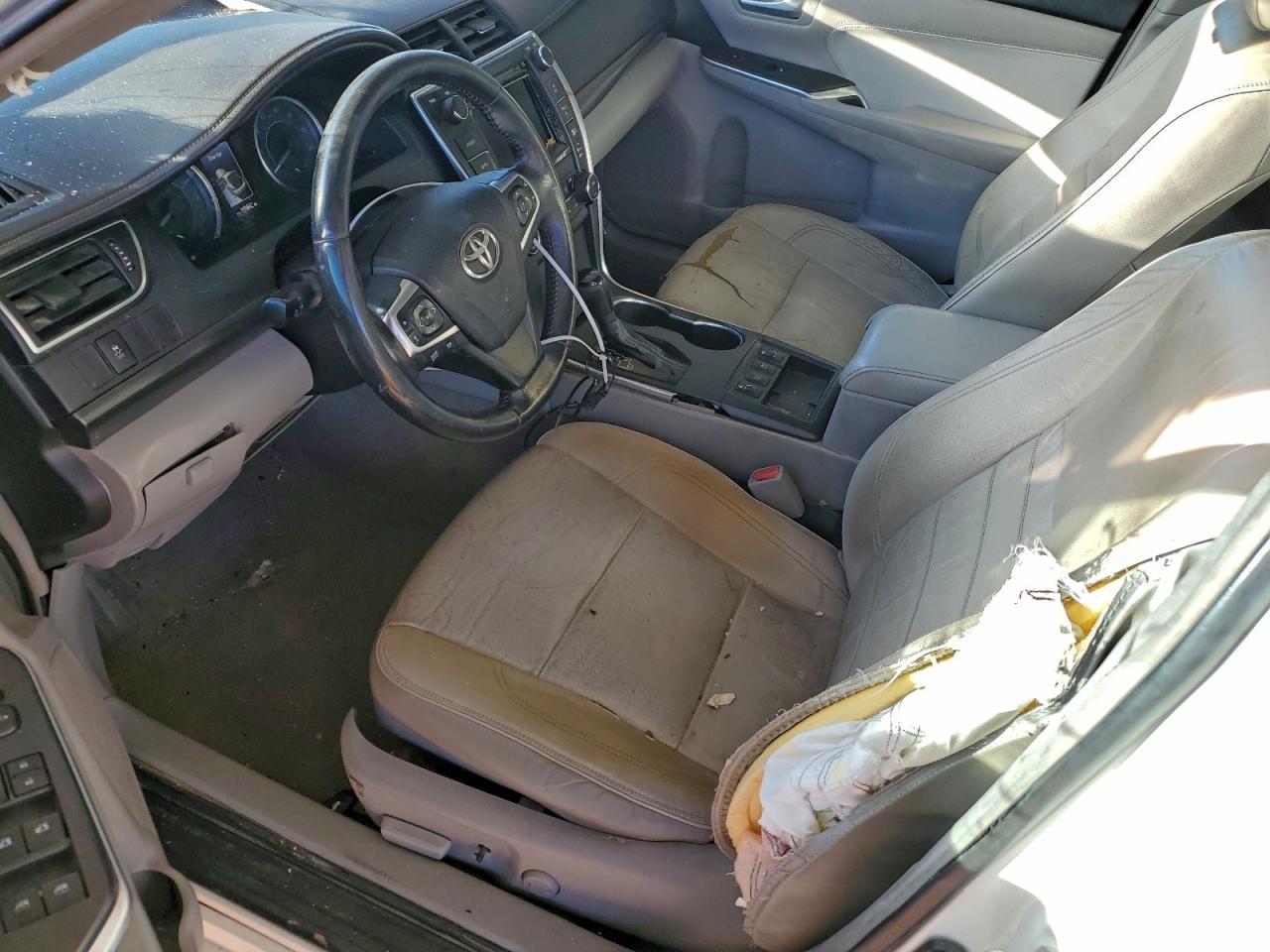 2015 Toyota Camry Hybrid - Фото 7