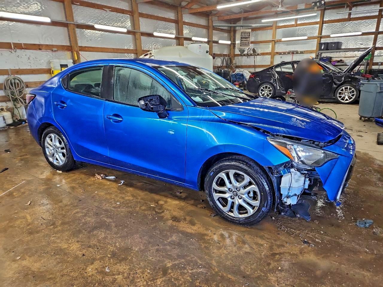 2017 Toyota Yaris Ia Base - Image 4