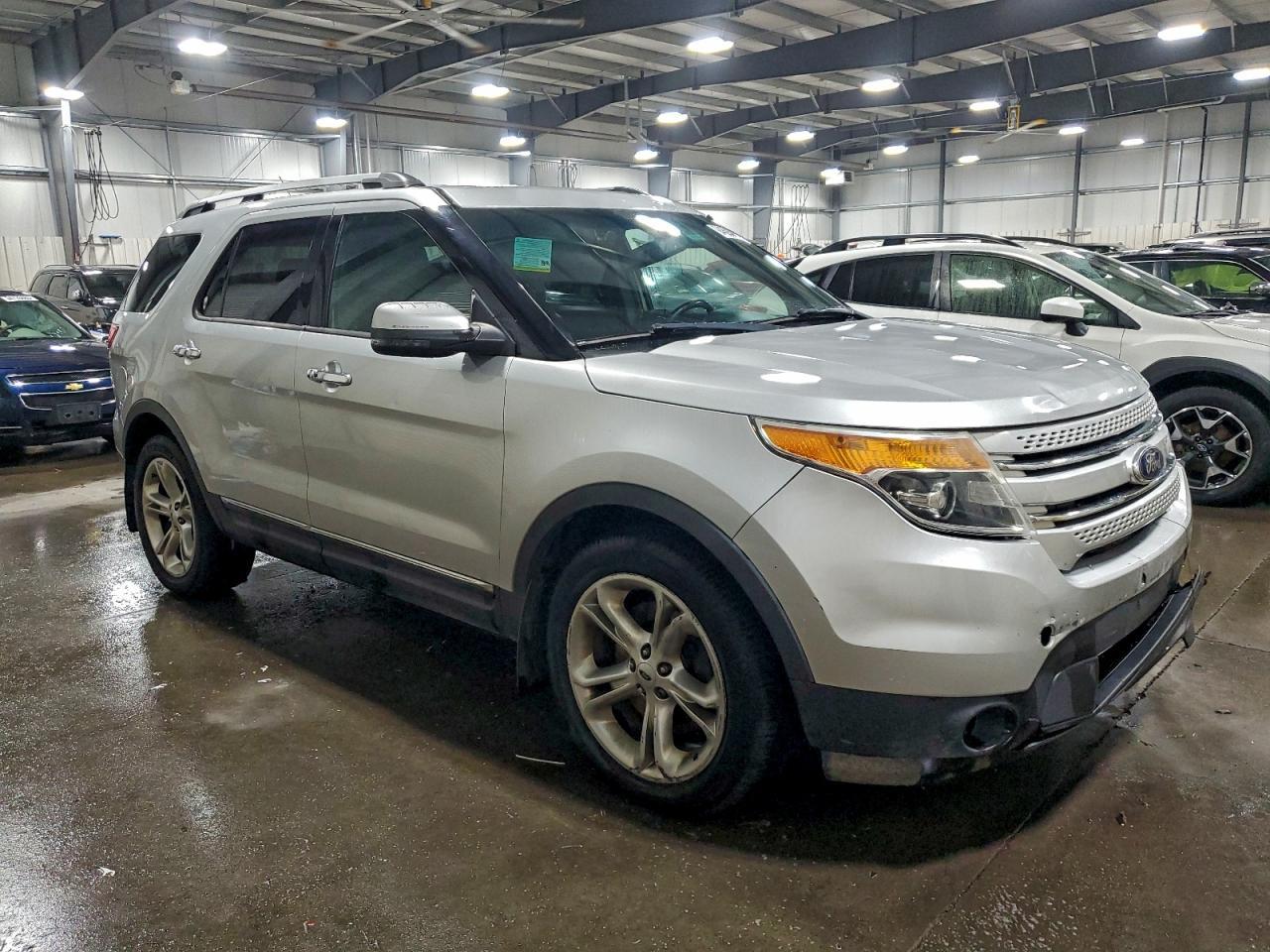 2014 Ford Explorer Limited - Image 4