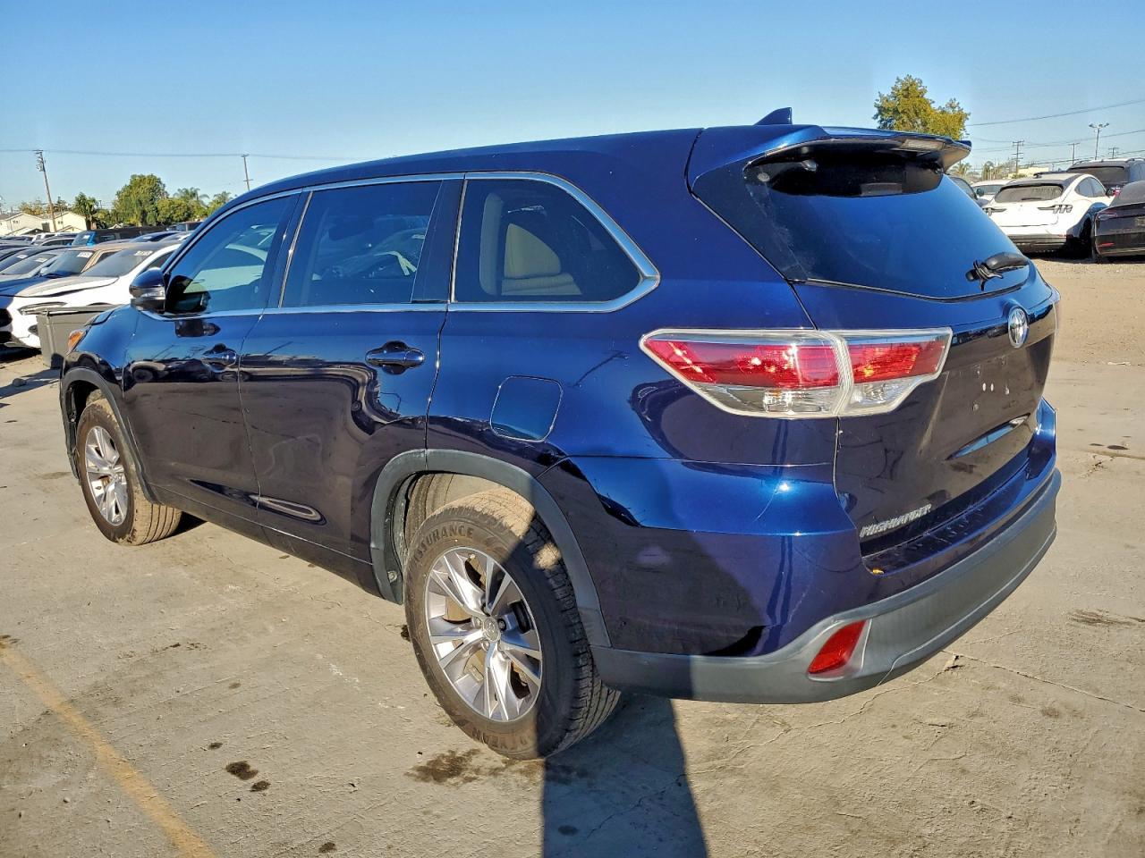 2014 Toyota Highlander Le - Фото 2