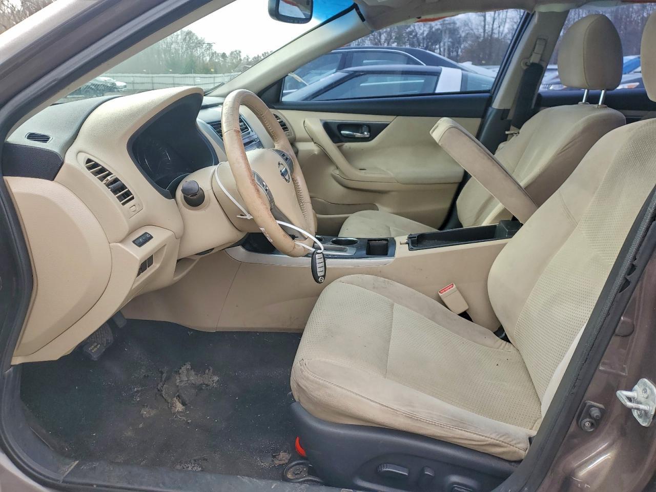 2015 Nissan Altima 2.5 - Фото 7