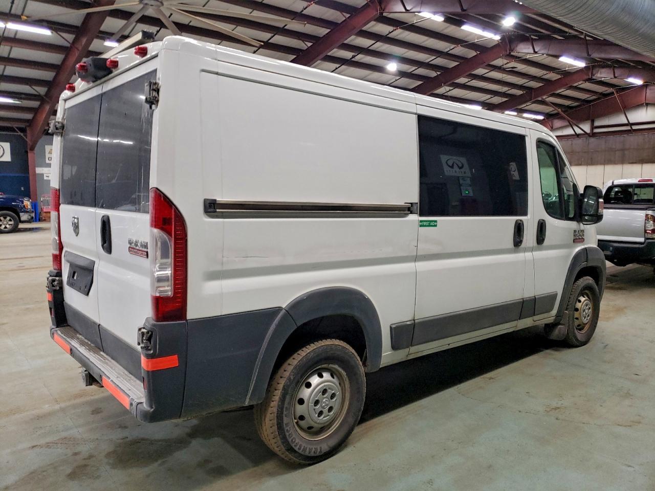 2017 Ram Promaster 1500 Delivery Van - Фото 3